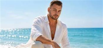 إسلام زكي يعود للغناء بـ«ماشي بغني»