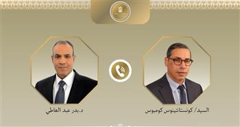 وزير الخارجية يتلقى اتصالاً هاتفياً من نظيره القبرصي