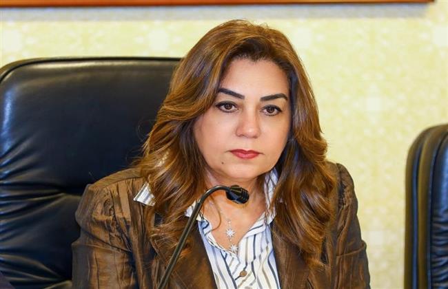 وزيرة التنمية المحلية والبيئة توجّه بتحرير وإزالة مخالفات بناء فورية بمدينة الخانكة في القليوبية 