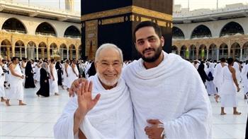 من أمام الكعبة.. شمس البارودي تستعيد ذكرياتها مع حسن يوسف ونجله الراحل بصورة مؤثرة   