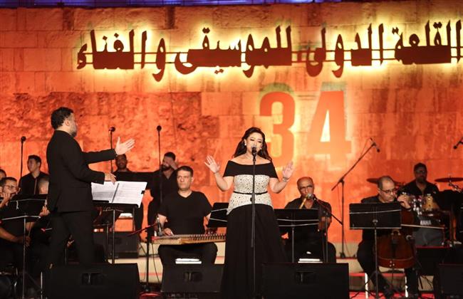انطلاق فعاليات الدورة 34 من مهرجان القلعة الدولى للموسيقى والغناء 