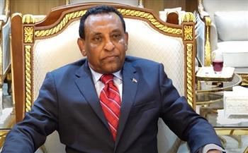 رئيس الوزراء السوداني: لدينا خطوط حمراء ولا مساواة بين الجيش وميليشيا الدعم السريع