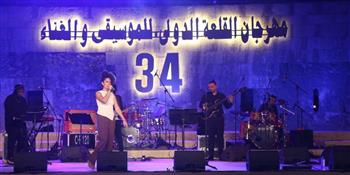 سمر طارق وعزيز مرقة يتألقان في مهرجان القلعة 
