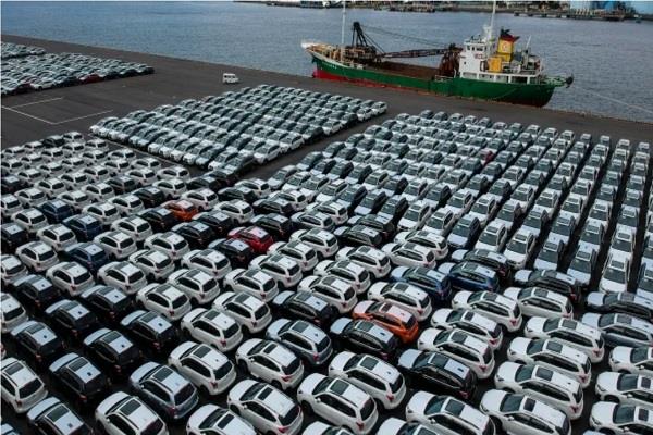 ضغوط مزدوجة تهدد هوامش أرباح قطاع السيارات في اليابان