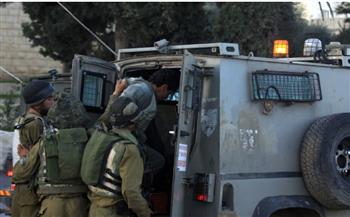 الاحتلال الإسرائيلي يعتقل 21 فلسطينيا من مدن الضفة