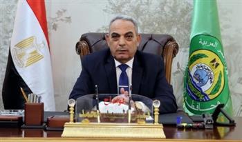 محافظ الإسماعيلية يعتمد نتيجة الدور الثاني للشهادة الإعدادية العامة والمهنية وضعاف السمع 