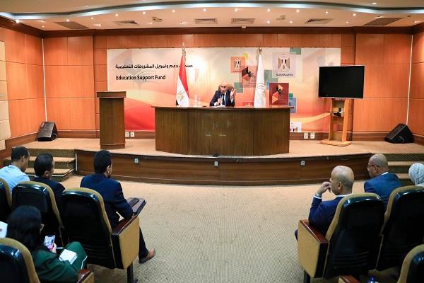 وزير التعليم: لا عجز في معلمي المواد الأساسية.. وامتحانات البكالوريا تعتمد على النماذج الاسترشادية