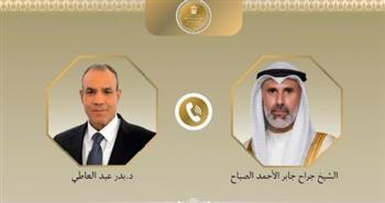 وزير الخارجية ونظيره الكويتي يؤكدان أهمية تكثيف الجهود لخفض التصعيد واحتواء التوترات في المنطقة