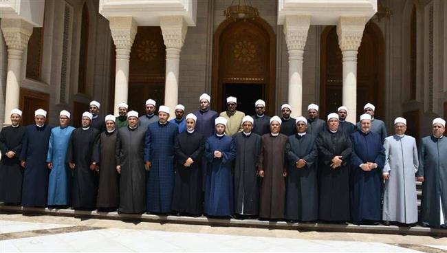 وزير الأوقاف يجتمع بمديري المديريات لمتابعة خطة العمل الدعوي خلال «ربيع الأنوار»