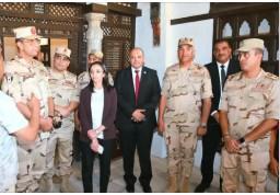 محافظ البحيرة وقائد قوات الدفاع الشعبي والعسكري يتفقدان مشروع إحياء وتطوير مدينة رشيد 