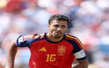 رودري يطلب القميص رقم 16 في برشلونة