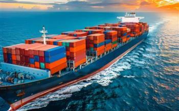 الحرب الإيرانية وتغير المناخ يدفعان تكاليف الشحن العالمية إلى مستويات قياسية