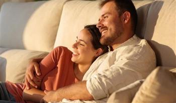 من الدعم إلى التفاهم.. سلوكيات تعكس عمق العلاقة بين الزوجين