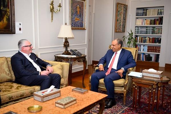 وزير الخارجية يستقبل الرئيس التنفيذي لشركة Forbes Global Properties لبحث تعزيز نطاق أعمال الشركة بمصر