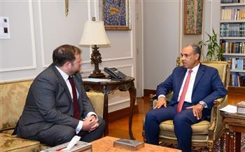 عبد العاطي ووزير الدولة البريطاني للشرق الأوسط يشهدان توقيع إعلان النوايا بين مصر والمملكة المتحدة بشأن الهجرة