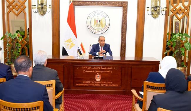 وزير الخارجية يؤكد أهمية العمل على فتح أسواق جديدة أمام الصادرات المصرية