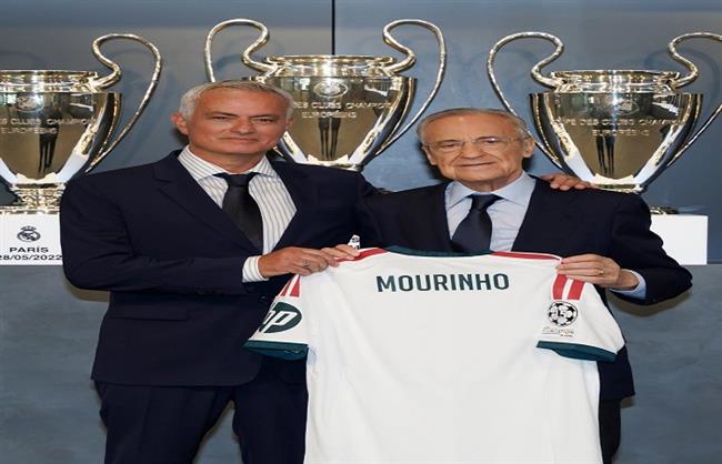 ريال مدريد يقدم مدربه الجديد جوزيه مورينيو في حفل بالمدينة الرياضية  