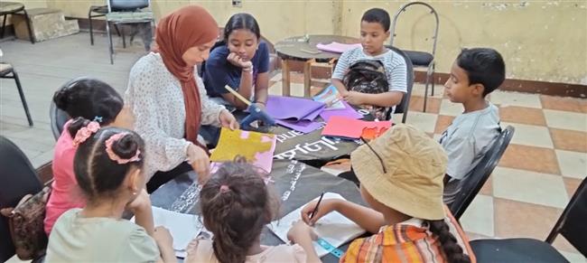 "الثقافة ودورها في تدعيم الهوية" في محاضرة تثقيفية لقصور الثقافة بأسوان 