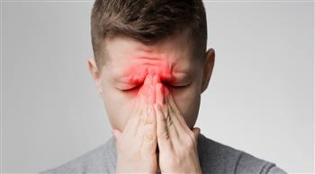 أعراض التهاب الجيب الأنفي الوتدي ومضاعفاته