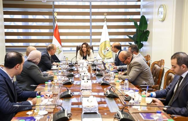 وزيرة التنمية المحلية والبيئة تتابع تنفيذ مشروع تطوير منظومة المخلفات الصلبة بمصرف كيتشنر