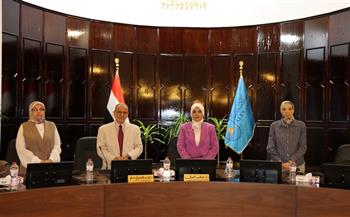 جامعة الاسكندرية تناقش آليات تطوير المنظومة البحثية والتحول الرقمي