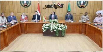نائب المحافظ يتابع الموقف النهائي لاستلام عدد من المشروعات المتبقية بمبادرة حياة كريمة