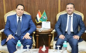 محافظ المنوفية يلتقي مدير الامن ويؤكد استمرار التنسيق لدعم جهود الدولة في مواصلة التنمية