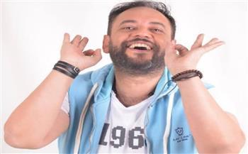 أحمد الدمرداش للكواكب: زيزينيا بداية معرفة الجمهور بي وحضرة المتهم أبي الأقرب لقلبي