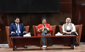 نائب وزير الصحة تؤكد أهمية الاستثمار في الشباب والارتقاء بصحة الأم والطفل