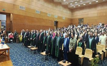 جامعة القاهرة تحتفل بتخريج الدفعة الـ18 من برنامج الإدارة الرياضية بالشراكة مع الـ FIFA