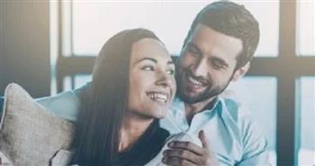 ليس بالكلام فقط.. علامات تؤكد ثقة شريك حياتك في نفسه