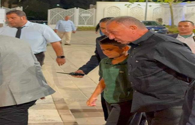 محمود الخطيب يشارك في عزاء الدهشوري حرب رئيس اتحاد الكرة الأسبق