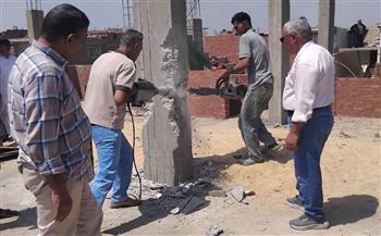 إزالة ١٥ حالة تعدي على الاراضي الزراعيه وأملاك الدولة بمحافظة الشرقية 