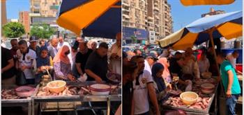 محافظ الدقهلية يواصل جولته ويتفقد المعرض الدائم للسلع الغذائية بحي شرق المنصورة