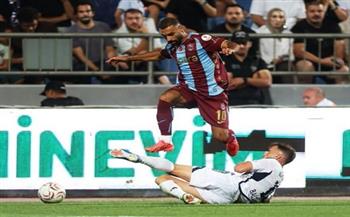محمد صلاح يقود هجوم طرابزون سبور أمام فيرينكفاروسي في الدوري الأوروبي