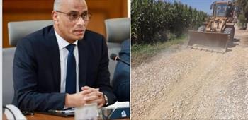 محافظ كفرالشيخ يتابع رفع كفاءة طريق مدرسة أم المؤمنين ومدخل قرية أبو راضي بسيدي سالم ضمن مبادرة «تأهيل الطرق»
