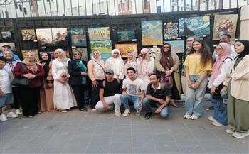 تفاعل جماهيري مع كورال "فكرة" وفرقة سوهاج للفنون الشعبية في فعاليات "شارع الفن" بالإسكندرية