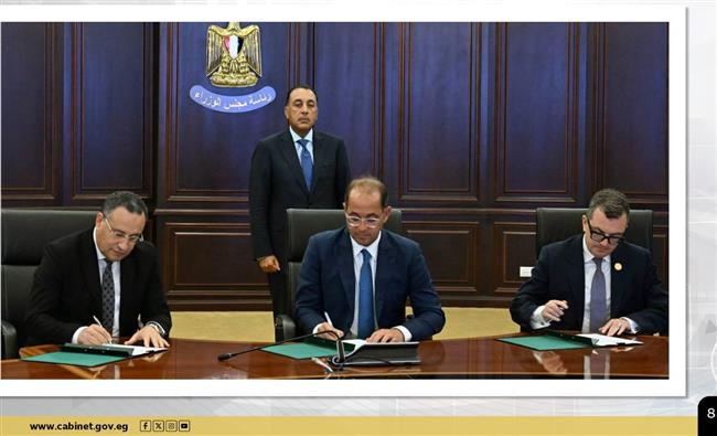 أبرز أنشطة رئيس الوزراء خلال أسبوع.. افتتاح مركز الخدمات الضريبية المميزة بالعلمين الجديدة