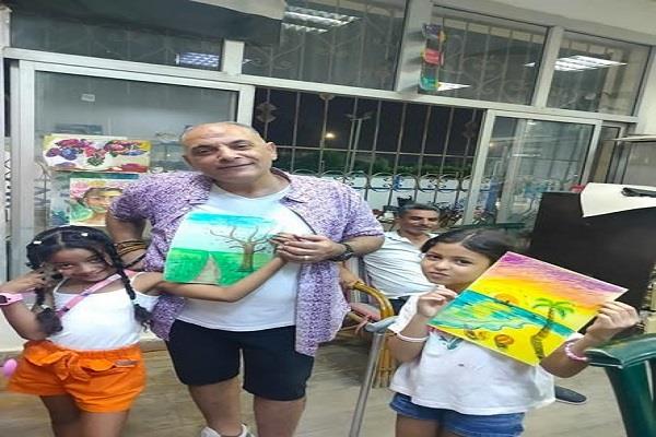 ثقافة الشيخ زايد تنظم ورشة رسم عن الطبيعة باستخدام ألوان الباستيل