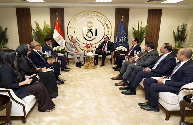رئيس هيئة الرعاية الصحية يلتقي السفير التركي بالقاهرة لبحث تعزيز التعاون في التدريب وبناء القدرات ونقل الخبرات