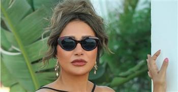 ليلى علوي وإلهام شاهين..أناقة صيفية على الشاطئ
