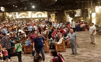 محافظ أسيوط: ختام احتفالات صوم السيدة العذراء بدير درنكة يعزز الترويج لمسار العائلة المقدسة وتنشيط السياحة