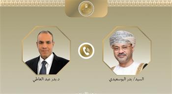 وزير الخارجية يبحث هاتفيًا مع نظيره العُماني العلاقات الثنائية والتطورات بالمنطقة وحرية الملاحة في "هرمز"
