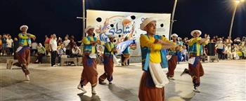 الحرية للفنون الشعبية تتألق في ليالي "شاطئ الفن" برأس البر
