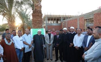 محافظ الوادى الجديد: الانتهاء من تجديد المسجد الكبير بقرية البشندي خلال 6 أشهر بتكلفة 12 مليون جنيه
