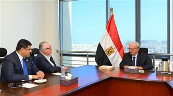 نائب رئيس الوزراء للشؤون الاقتصادية يبحث مستجدات مشروع "برج فوربس العالمي" بالعاصمة الجديدة