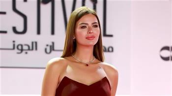  هنادي مهنا عن شائعات السوشيال ميديا: «أتجاهلها.. والناس نسيت معنى الستر»