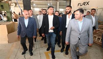 5 مصانع ومركز تكنولوجيا.. تفاصيل جولة وزير الصناعة في دمياط للأثاث