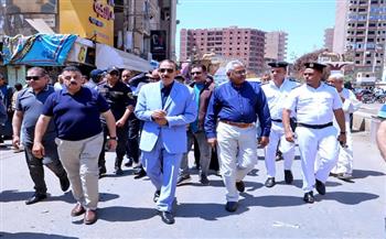 حملة مكبرة بقيادة محافظ سوهاج لضبط الأسواق وإزالة الإشغالات بشوارع البلينا