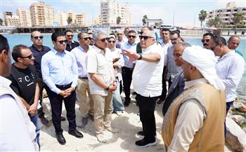 وزير السياحة والآثار ومحافظ مطروح يتفقدان عددًا من المشروعات السياحية والتنموية بالمحافظة